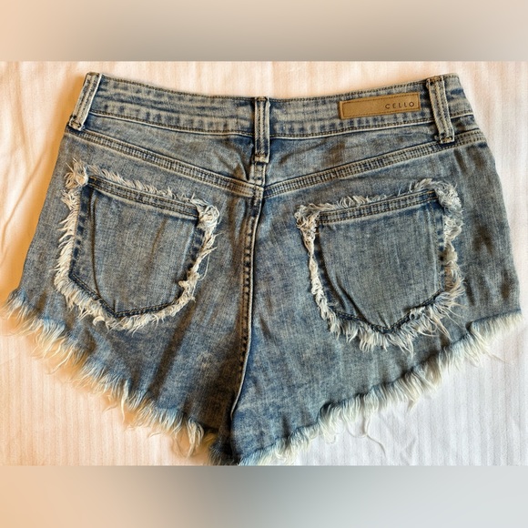 Cello Blue Jean Shorts Distressed Frayed Hem - Picture 7 of 7